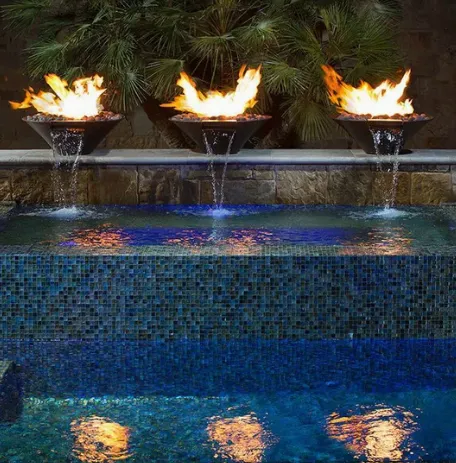 Bol de apă pentru piscină